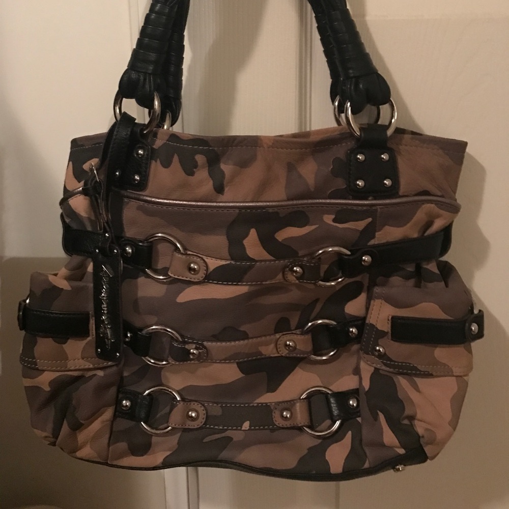 B.Makowsky camo handbag